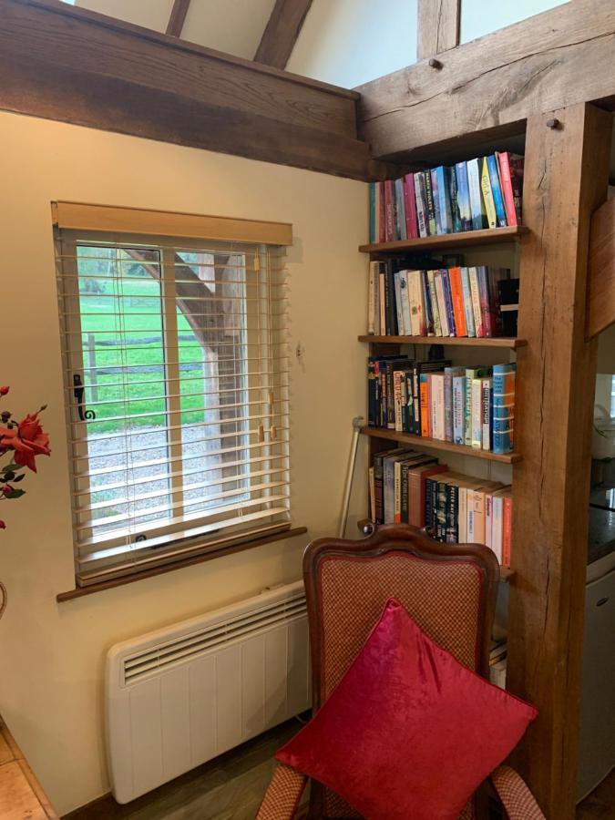 Stable Cottage Dorking Exterior photo